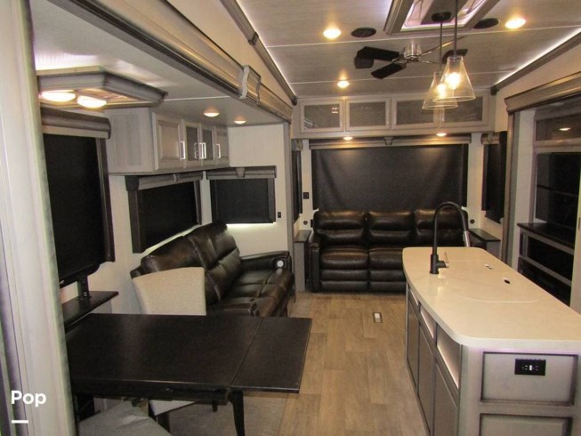 2021 Keystone Montana 3931FB Legacy Edition - Used Fifth Wheel For Sale by Pop RVs in Chattanooga, Tennessee
