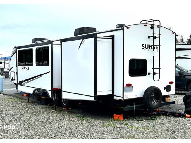 2022 CrossRoads Sunset Trail 331bh - Used Travel Trailer For Sale by Pop RVs in Bonney Lake, Washington