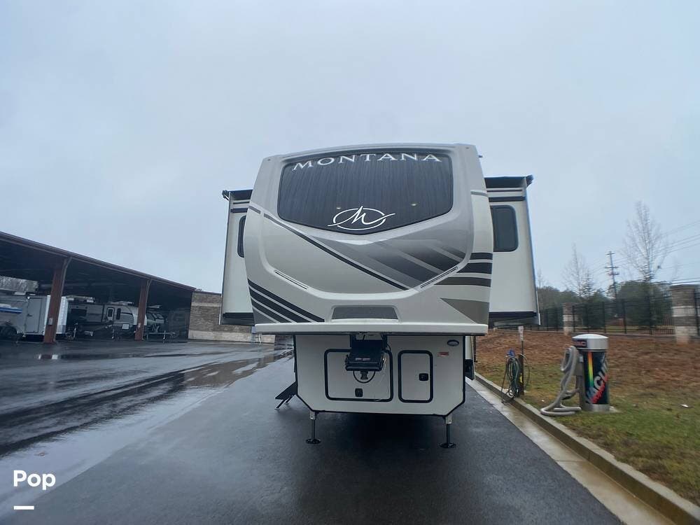 2023 Keystone Montana 3761 FL - Used Fifth Wheel For Sale by Pop RVs in Flowery Branch, Georgia features Slideout, Awning, Air Conditioning