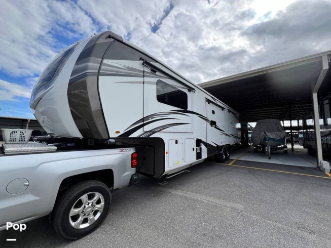 2021 North Point 382FLRB by Jayco from Pop RVs in Largo, Florida