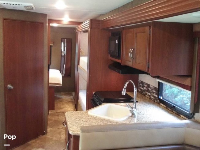 2015 A.C.E. 30.2 by Thor Motor Coach from Pop RVs in Oregon City, Oregon