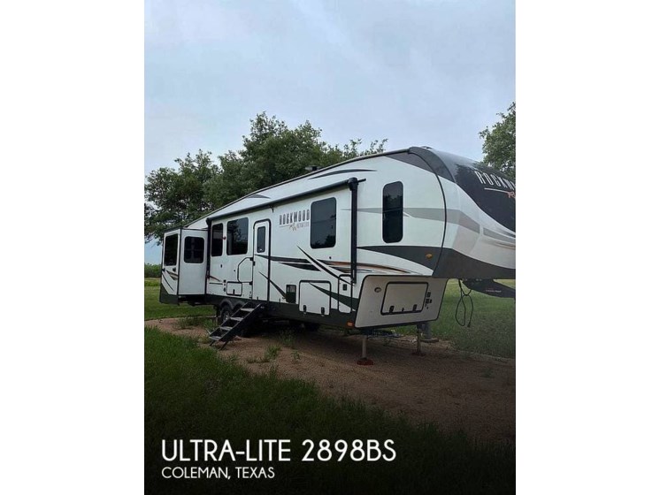 Used 2022 Rockwood Ultra-Lite 2898BS available in Coleman, Texas