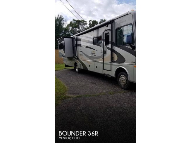 Used 2011 Fleetwood Bounder 36R available in Mentor, Ohio