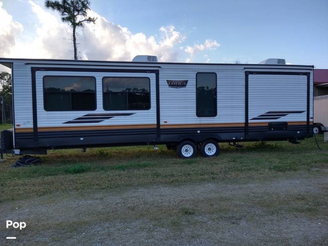 2023 Forest River Wildwood Lodge 353FLFB - Used Travel Trailer For Sale by Pop RVs in North Fort Myers, Florida