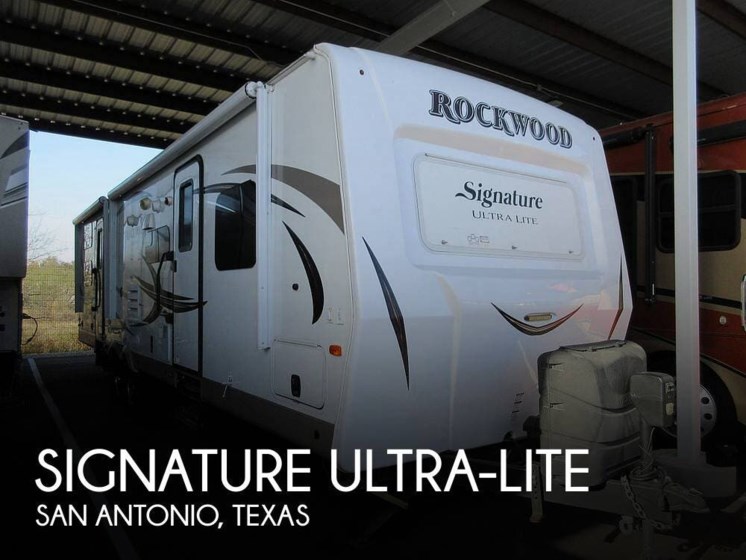 Used 2016 Rockwood Signature Ultra-Lite 8311WS available in San Antonio, Texas