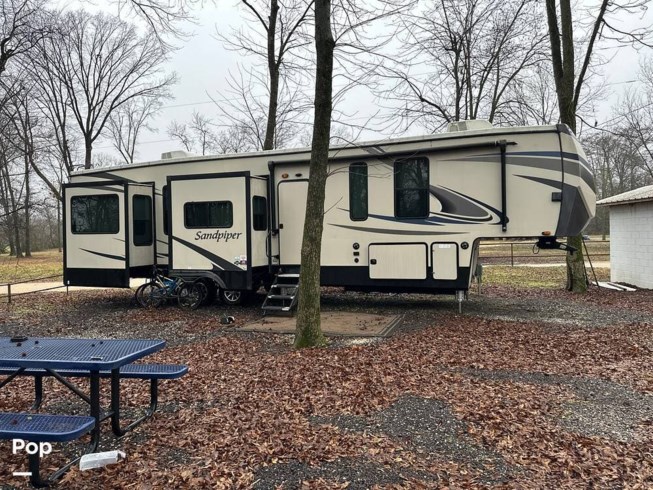 2021 Sandpiper 39BARK by Forest River from Pop RVs in Broken Bow, Oklahoma