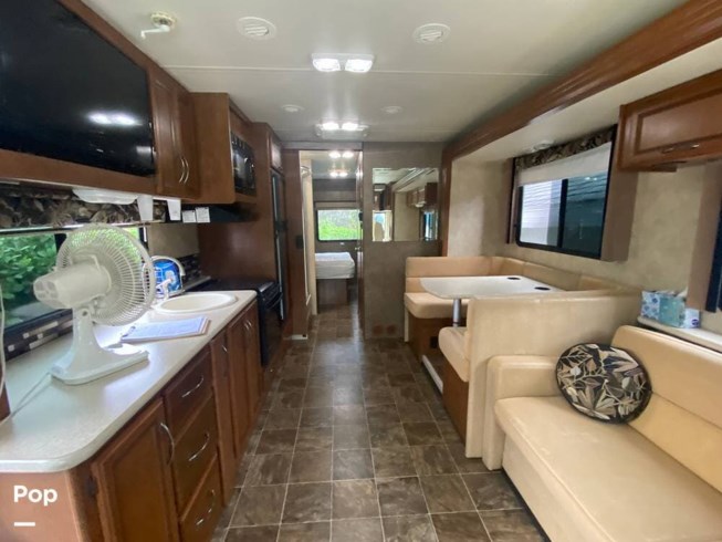 2014 A.C.E. 30.1 by Thor Motor Coach from Pop RVs in Port Saint Lucie, Florida
