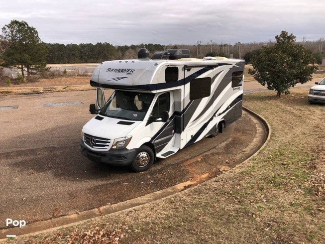 2018 Forest River Sunseeker 2400R - Used Class C For Sale by Pop RVs in Montgomery, Alabama