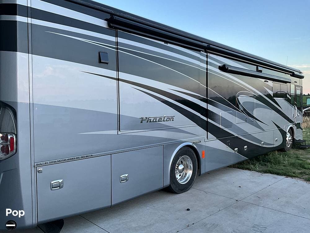 Used 2018 Tiffin Phaeton 40 AH available in Rocksprings, Texas