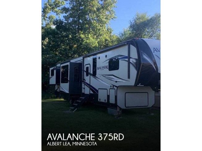 Used 2018 Keystone Avalanche 375RD available in Albert Lea, Minnesota