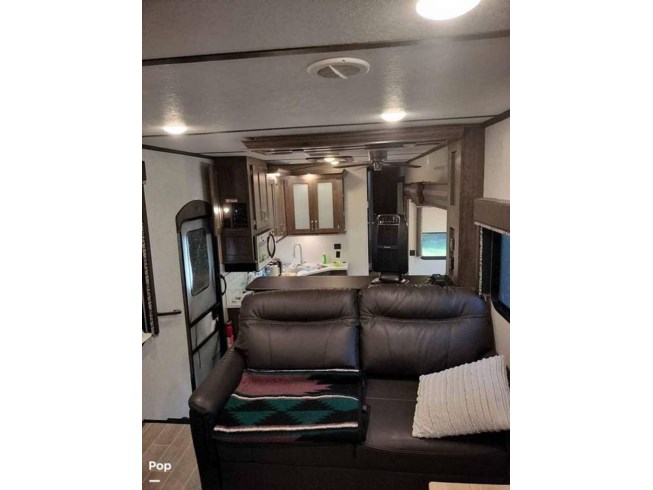 2019 Montana High Country 381TH by Keystone from Pop RVs in Clearwater, Florida