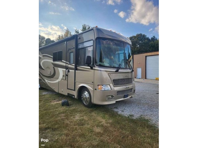 2010 Independence 8383 by Gulf Stream from Pop RVs in Holy Springs, Mississippi