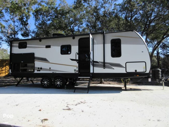 2023 Cruiser RV Radiance 25BH - Used Travel Trailer For Sale by Pop RVs in Bulverde, Texas