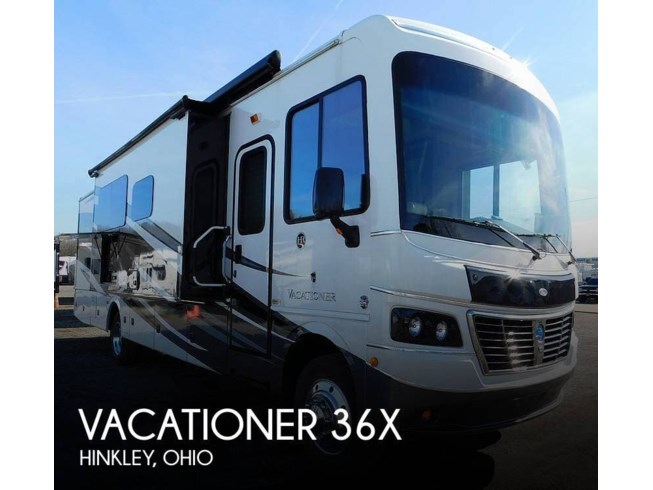 Used 2017 Holiday Rambler Vacationer 36X available in Hinkley, Ohio