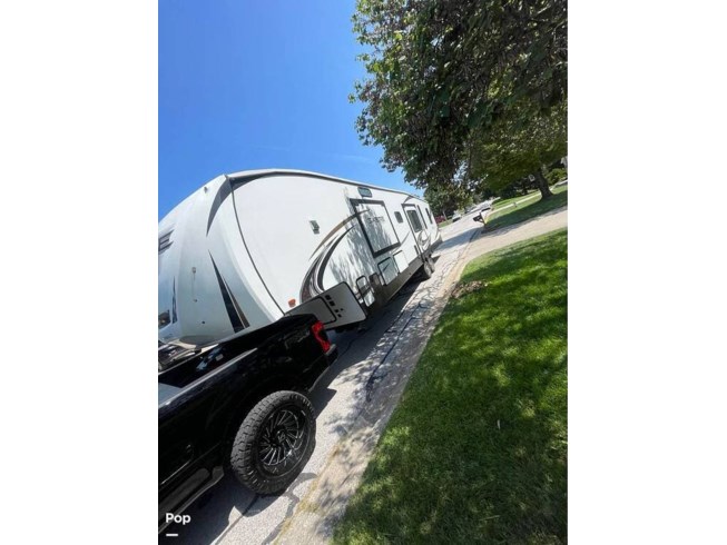 2021 Sabre 37FBT by Forest River from Pop RVs in Boonville, Missouri