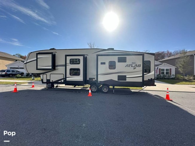 2019 Dutchmen Atlas 3252MBF - Used Fifth Wheel For Sale by Pop RVs in Jacksonville, Florida