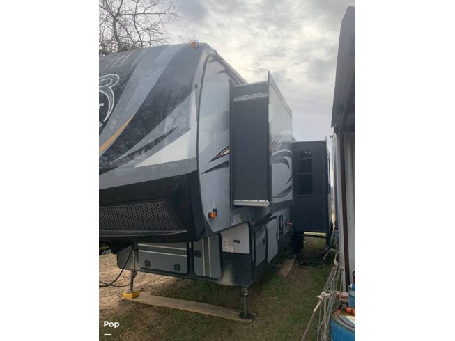 2018 Forest River Thunderbolt 340AMP - Used Toy Hauler For Sale by Pop RVs in Jacksboro, Texas