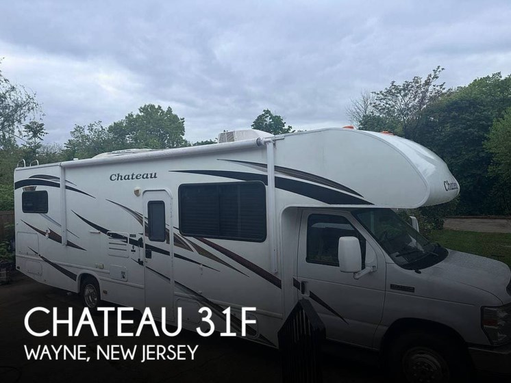 Used 2012 Thor Motor Coach Chateau 31F available in Wayne, New Jersey