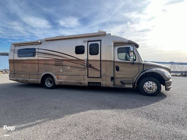 2006 Dynamax Corp DynaQuest DQ300ST - Used Super C For Sale by Pop RVs in Mountain Home, Arkansas