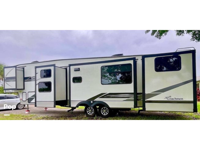 2022 Coachmen Chaparral 373MBRB - Used Fifth Wheel For Sale by Pop RVs in North Fort Myers, Florida