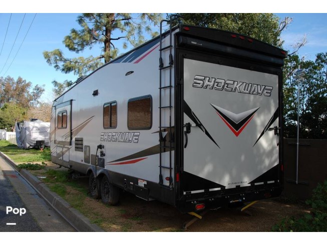 2022 Shockwave 26QSGDX by Forest River from Pop RVs in Valencia, California
