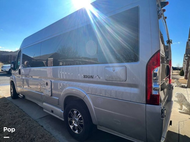 2019 Roadtrek ZION SRT #390176 - For Sale In Sarasota, FL