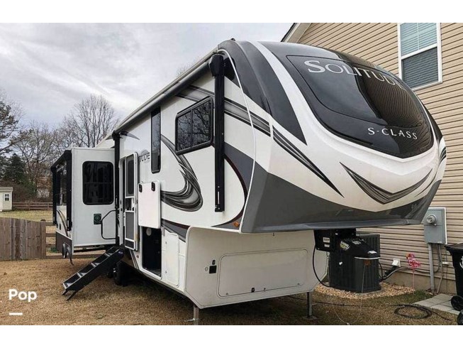 2022 Solitude 2930RL by Grand Design from Pop RVs in Bushnell, Florida