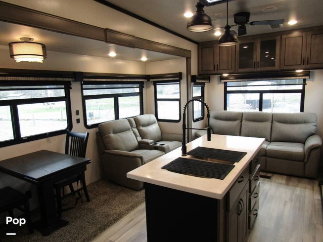 2022 Cedar Creek 377BH by Forest River from Pop RVs in Cleveland, Tennessee