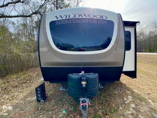2021 Forest River Wildwood Heritage Glen 270FKS - Used Travel Trailer For Sale by Pop RVs in Waverly Hall, Georgia