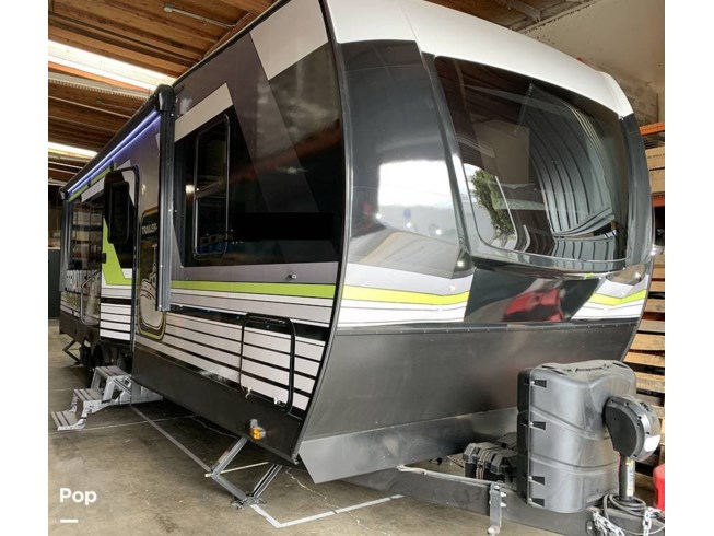 2021 XLR HYPERLITE 2815 by Forest River from Pop RVs in Huntington Beach, California