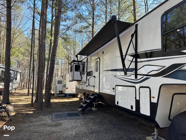 2023 Montana High Country 373RD by Keystone from Pop RVs in Marshall, Texas