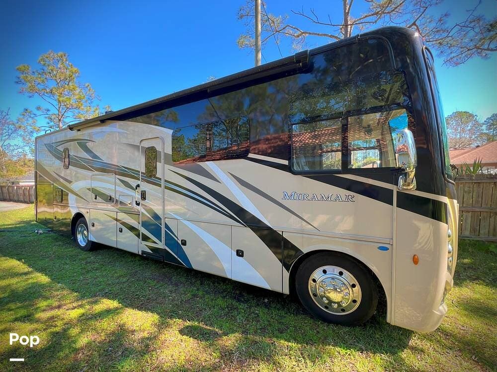 2022 Thor Motor Coach Miramar 34.6 - Used Class A For Sale by Pop RVs in Daytona Beach, Florida features Air Conditioning, Generator, Awning, Leveling Jacks, Slideout