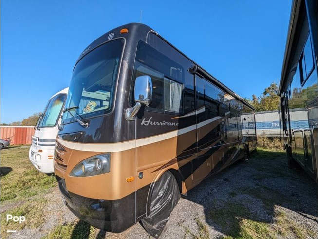 2016 Hurricane 34F by Thor Motor Coach from Pop RVs in Palmetto, Florida