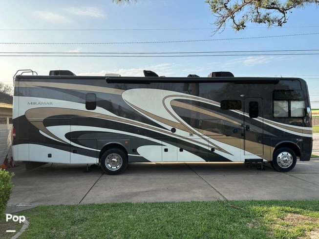 2017 Miramar 34.2 by Thor Motor Coach from Pop RVs in Houston, Texas