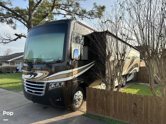 2017 Thor Motor Coach Miramar 34.2 - Used Class A For Sale by Pop RVs in Houston, Texas