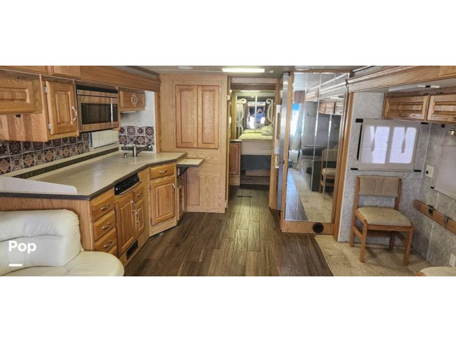 2004 Holiday Rambler Endeavor 40PDQ - Used Diesel Pusher For Sale by Pop RVs in Weatherford, Texas