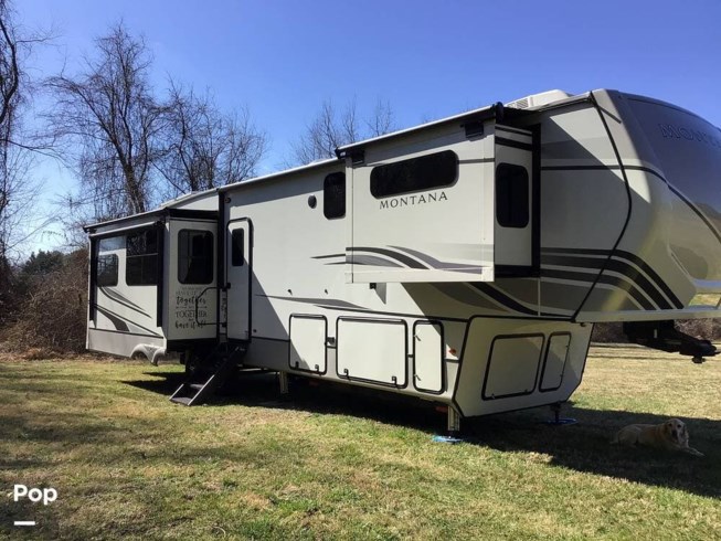 2022 Keystone Montana 3781RL - Used Fifth Wheel For Sale by Pop RVs in Rockville, Maryland