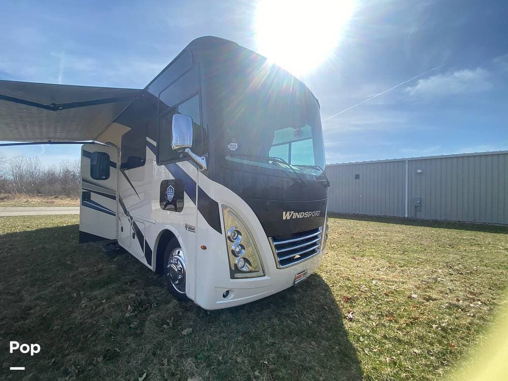 2023 Thor Motor Coach Windsport 34J - Used Class A For Sale by Pop RVs in Grand Rapids, Michigan features Awning, Generator, Air Conditioning, Leveling Jacks, Slideout