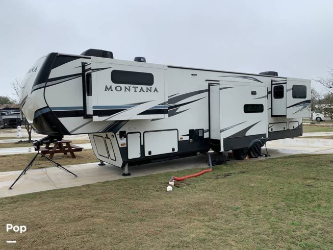 2021 Keystone Montana 3791RD - Used Fifth Wheel For Sale by Pop RVs in Graford, Texas