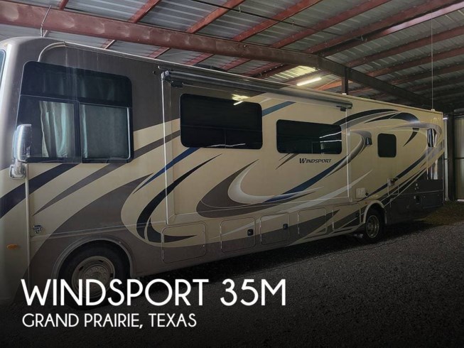 Used 2018 Thor Motor Coach Windsport 35M available in Grand Prairie, Texas