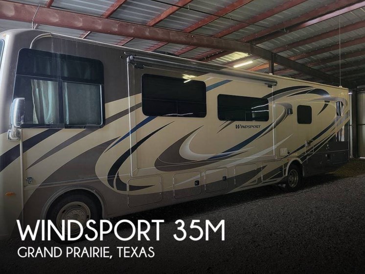 Used 2018 Thor Motor Coach Windsport 35M available in Grand Prairie, Texas