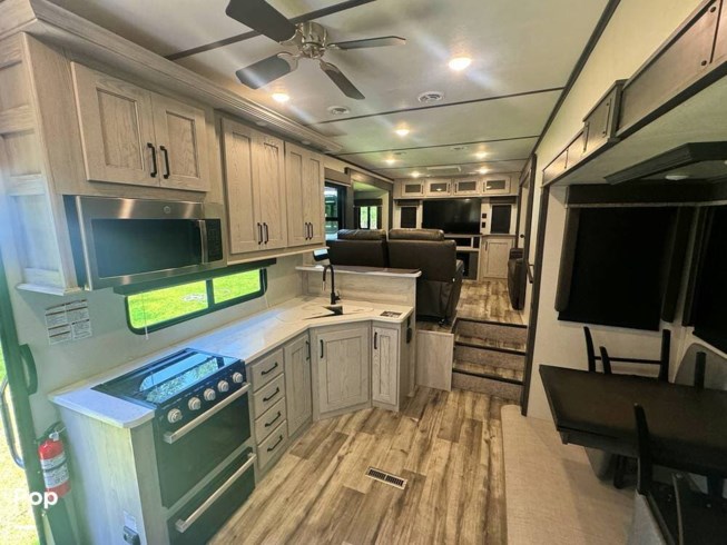 2023 Montana High Country 373RD by Keystone from Pop RVs in Vancouver, Washington