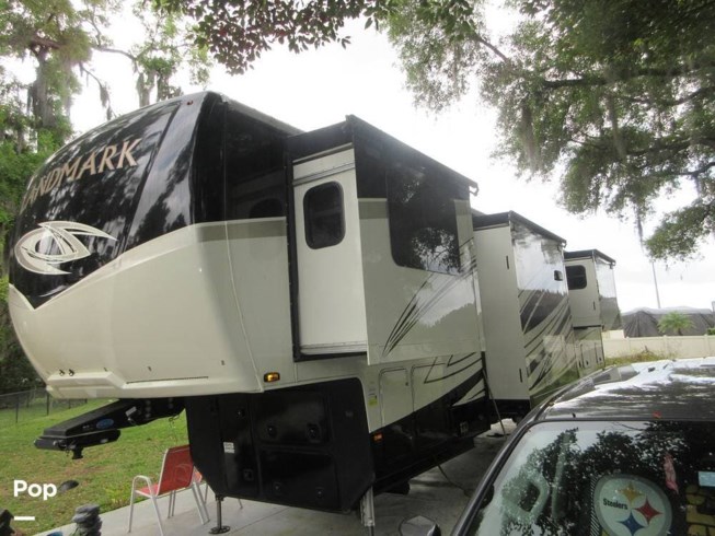 2021 Heartland Landmark 365 Lafayette - Used Fifth Wheel For Sale by Pop RVs in Plant City, Florida