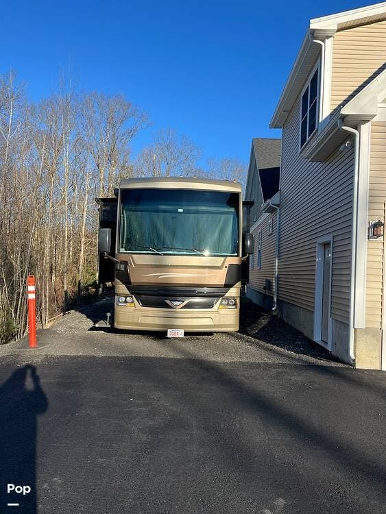 2017 Fleetwood Pace Arrow 38B RV for Sale in Uxbridge, MA 01569