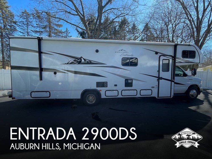 Used 2022 East to West Entrada 2900DS available in Auburn Hills, Michigan
