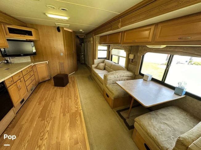 2008 Bounder 36D by Fleetwood from Pop RVs in Middleburg, Florida