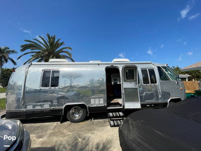 1981 Airstream Excella 28 Twin Bed - Used Class B For Sale by Pop RVs in Cocoa Beach, Florida