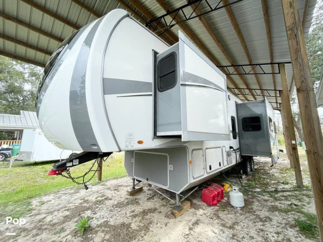 2019 Highland Ridge Open Range 427BHS - Used Fifth Wheel For Sale by Pop RVs in Panama City, Florida