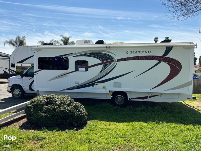 2017 Thor Motor Coach Chateau 31W - Used Class C For Sale by Pop RVs in Vista, California