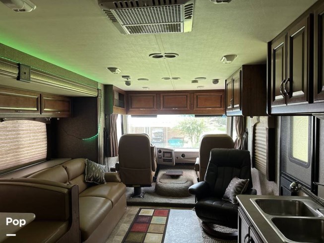 2014 Storm 32V by Fleetwood from Pop RVs in Newberry, Florida